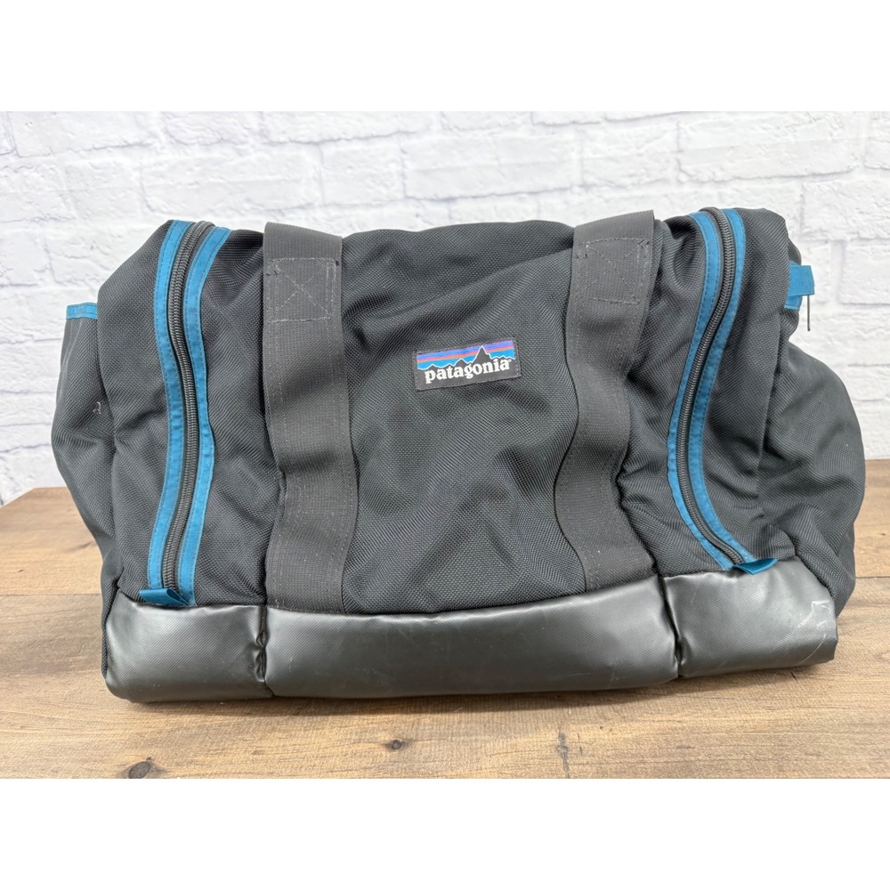 Vintage Patagonia Duffel Bag Black Blue Travel Gym‎ Bag Outdoors Gorpcore